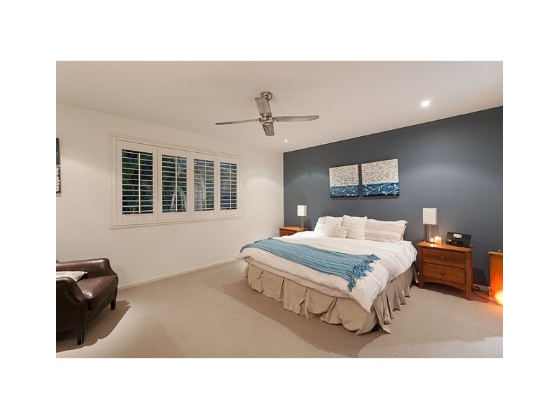 25 Hackett Street, Ashgrove QLD 4060