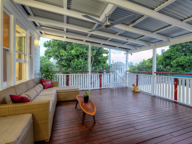 2 Lower Clifton Terrace, Red Hill QLD 4059