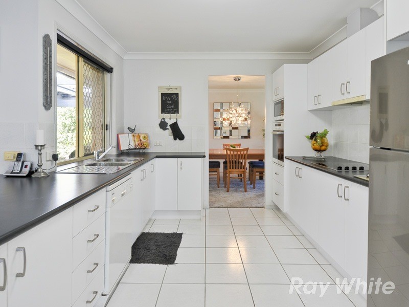 2 Explorer Drive, Albany Creek QLD 4035