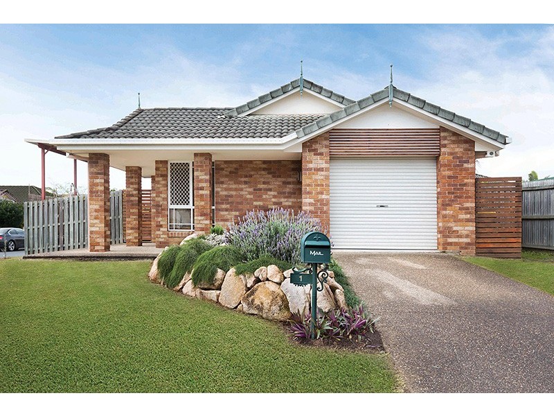 1 Manitoba Place, Wavell Heights QLD 4012