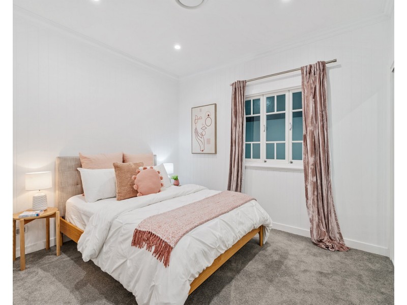 27 Main Avenue, Wilston QLD 4051