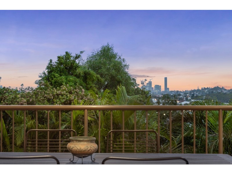 104 Minimine Street, Stafford QLD 4053