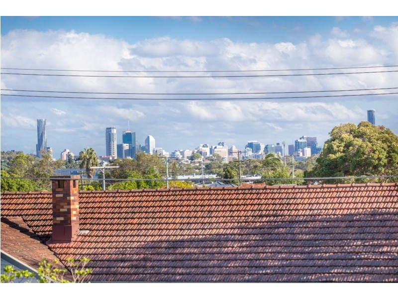 27 Tathra Street, Stafford QLD 4053