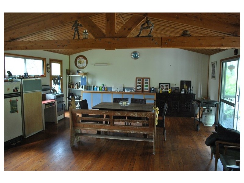 1 Midgen Street, Kooringal QLD 4025