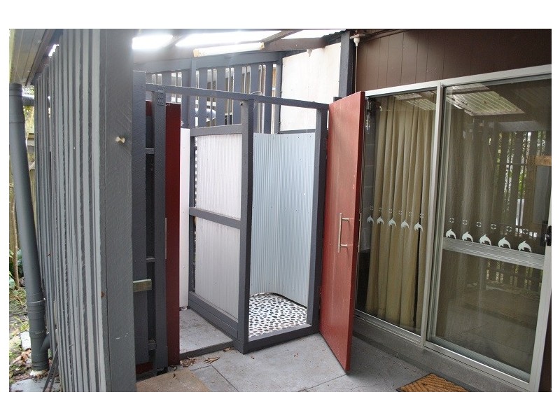 1 Midgen Street, Kooringal QLD 4025