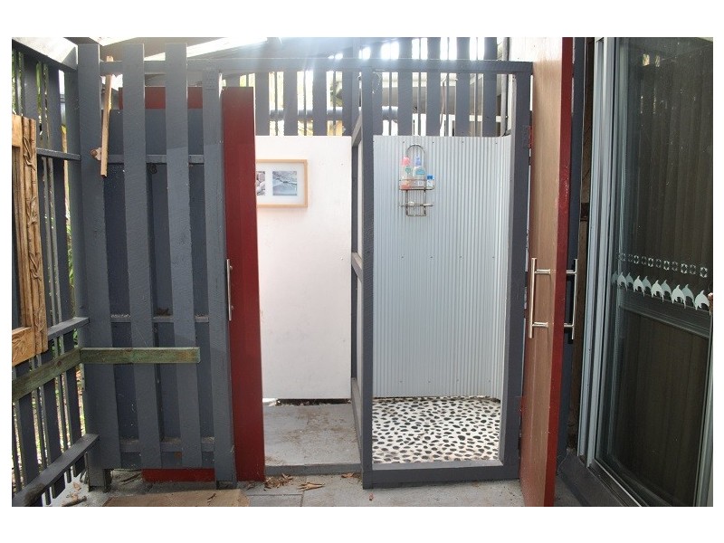 1 Midgen Street, Kooringal QLD 4025