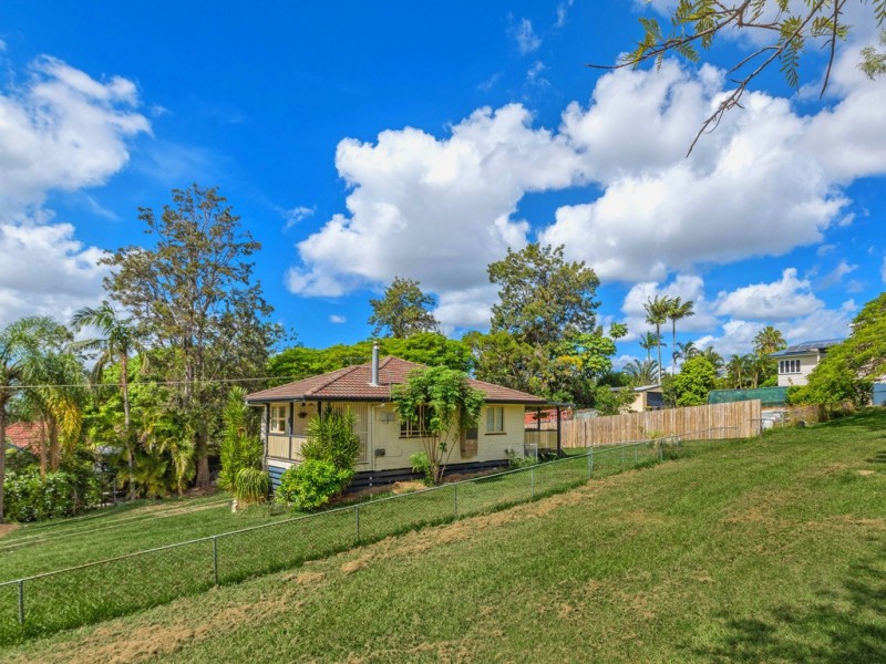 8 Webb Street, Stafford QLD 4053