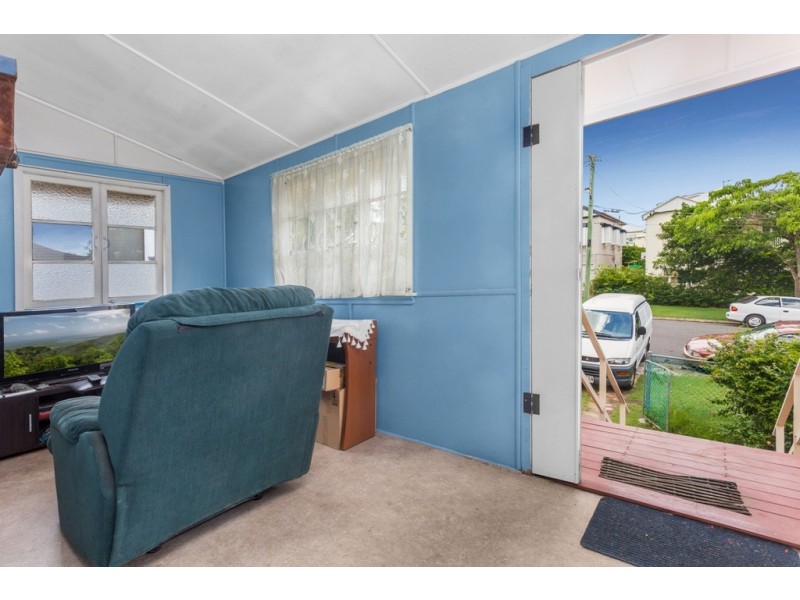 18 Lincoln Street, Wilston QLD 4051