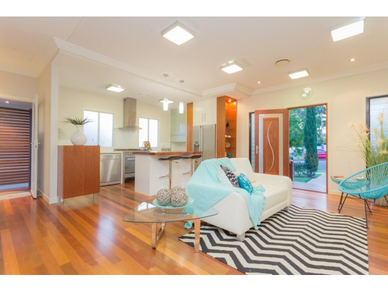 61 Clifford Street, Stafford QLD 4053