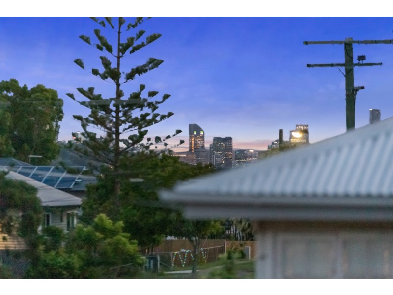 96 Clifford Street, Stafford QLD 4053