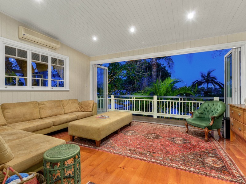 38 Primrose Terrace, Red Hill QLD 4059