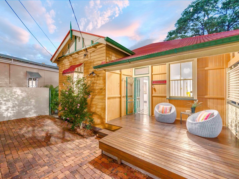 72 Coopers Camp Road, Bardon QLD 4065