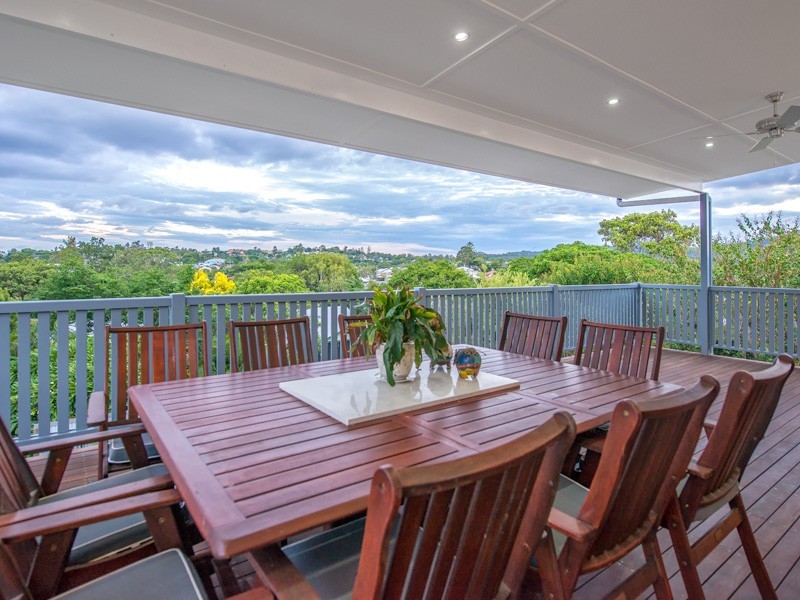 42 Devonshire Street, Ashgrove QLD 4060