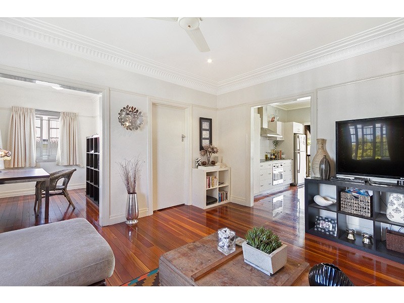 263 Rode Road, Wavell Heights QLD 4012