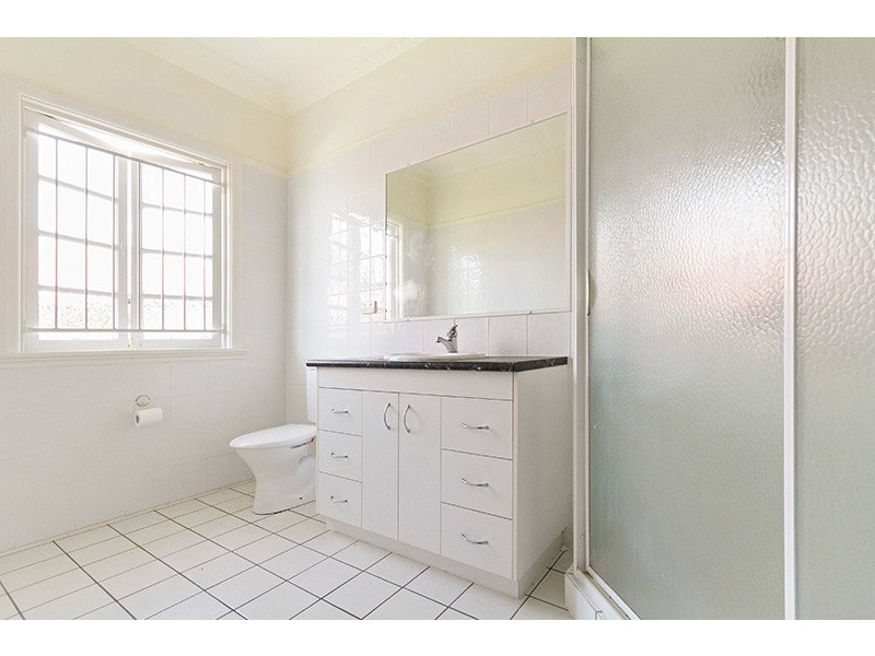 263 Rode Road, Wavell Heights QLD 4012