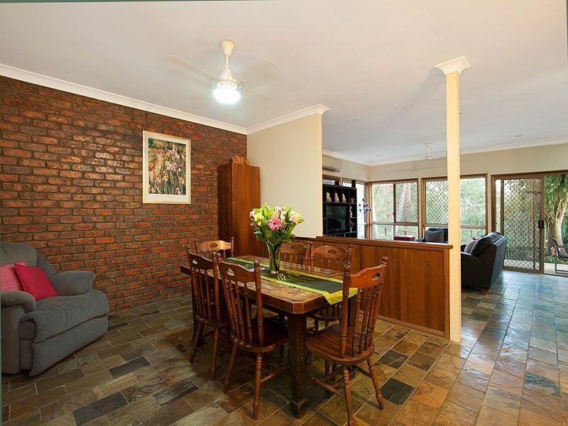 415 Eatons Crossing Road, Eatons Hill QLD 4037