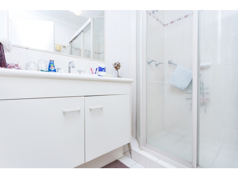 2/23 School Road, Stafford QLD 4053