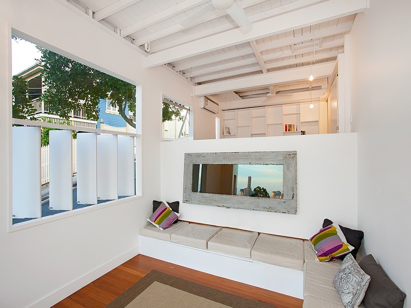 90 Enoggera Terrace, Red Hill QLD 4059