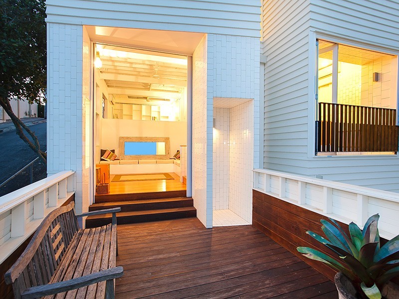 90 Enoggera Terrace, Red Hill QLD 4059