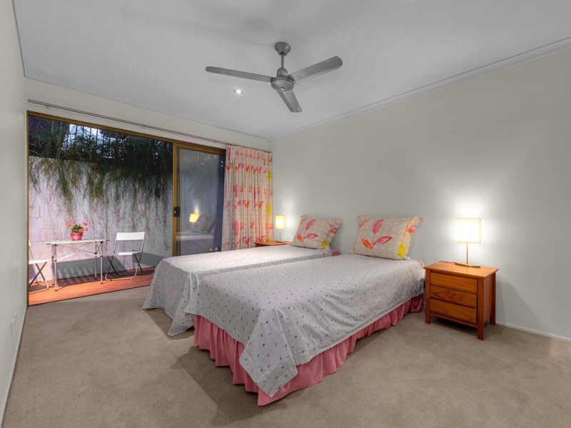 2 Kankool Street, Stafford QLD 4053