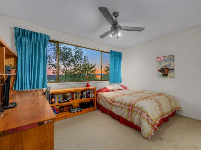 2 Kankool Street, Stafford QLD 4053