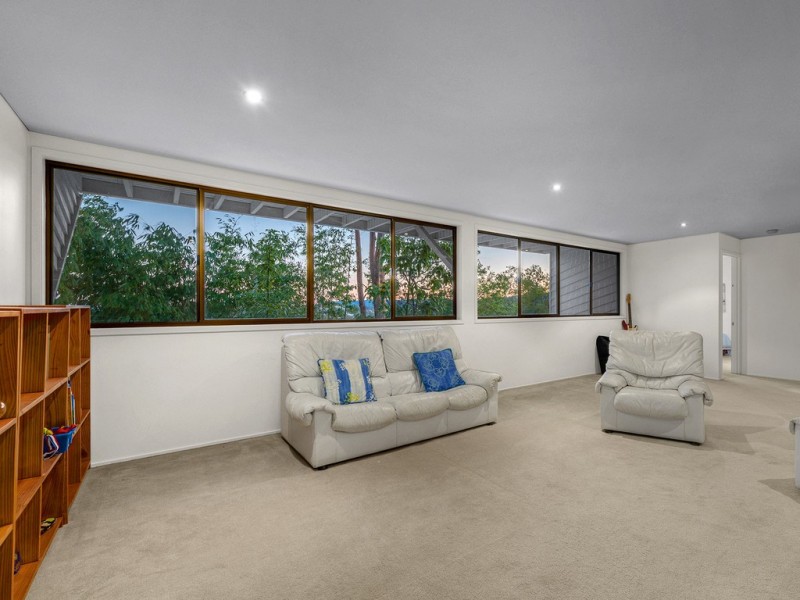 2 Kankool Street, Stafford QLD 4053