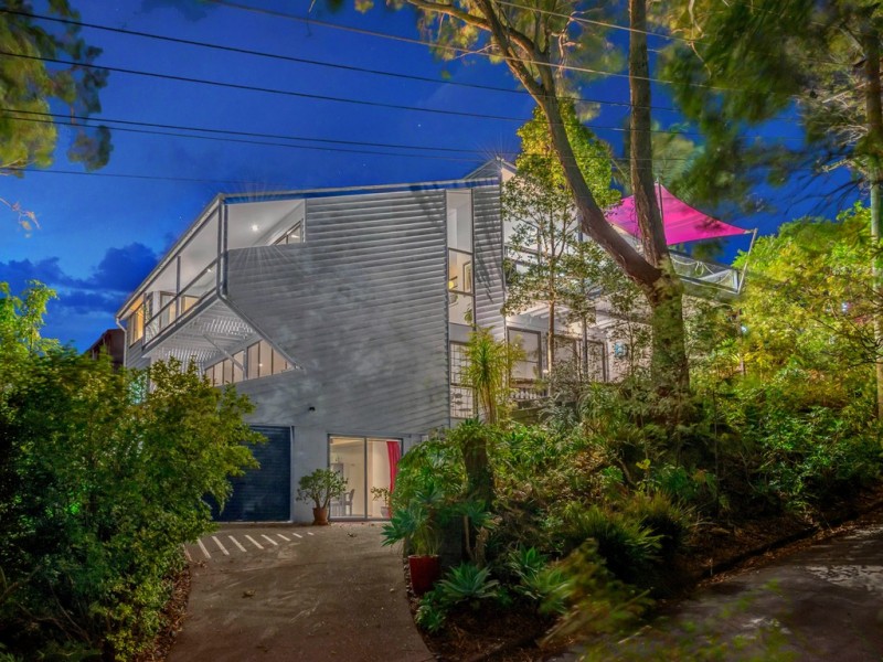 2 Kankool Street, Stafford QLD 4053