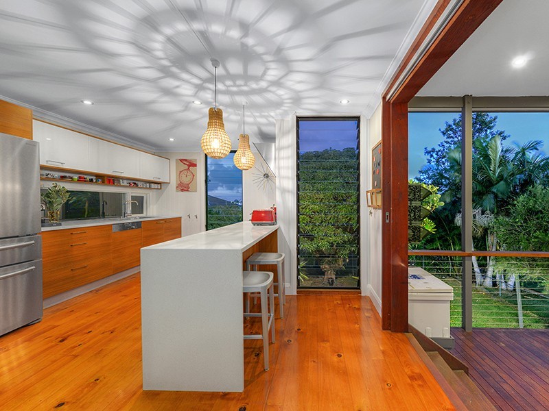 21 Bradley Avenue, Kedron QLD 4031