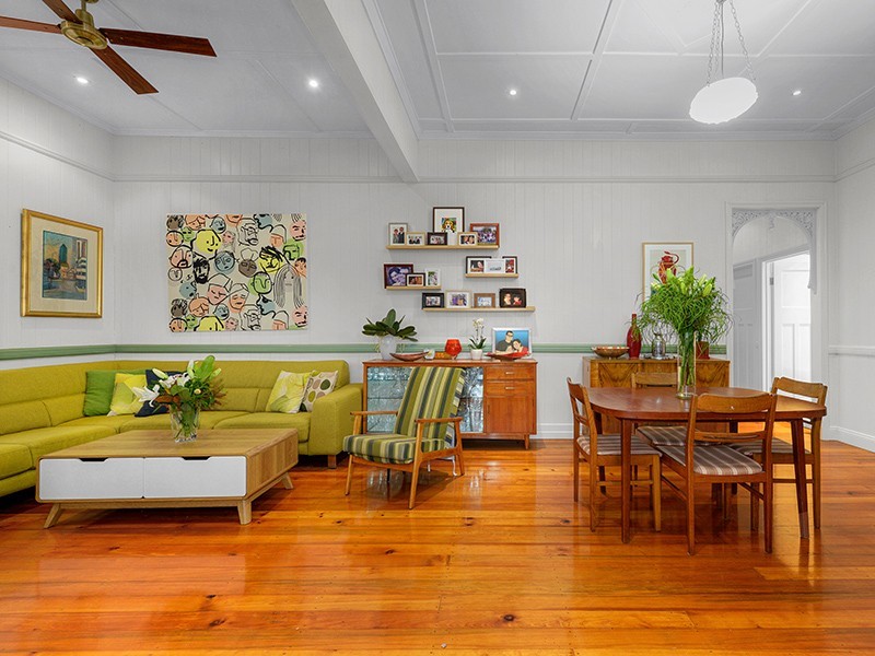 21 Bradley Avenue, Kedron QLD 4031