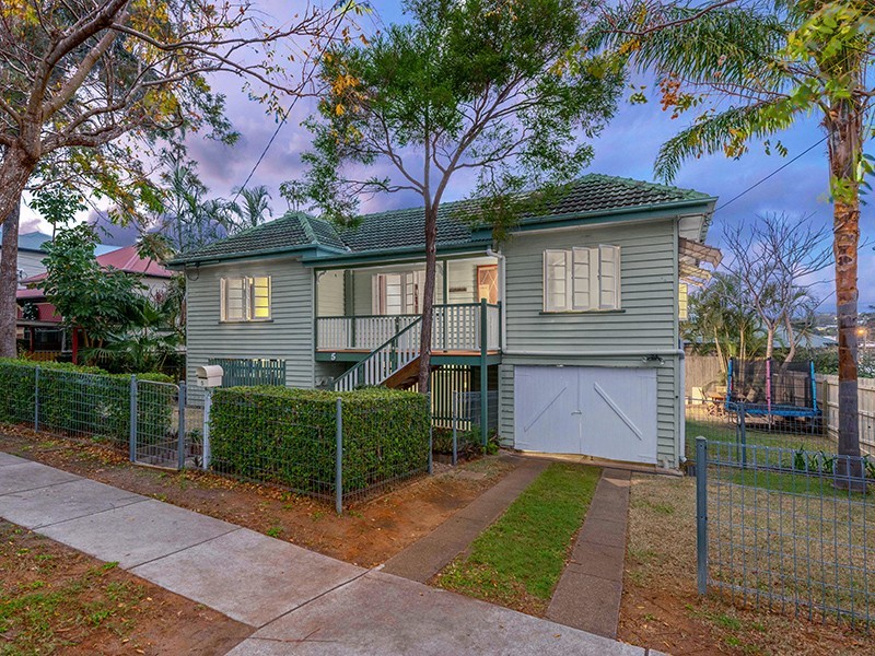 5 Stafford Street, Windsor QLD 4030