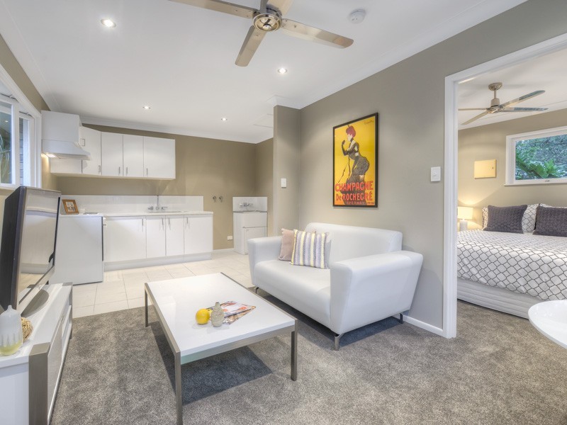 18 Glenhaven Street, Kedron QLD 4031