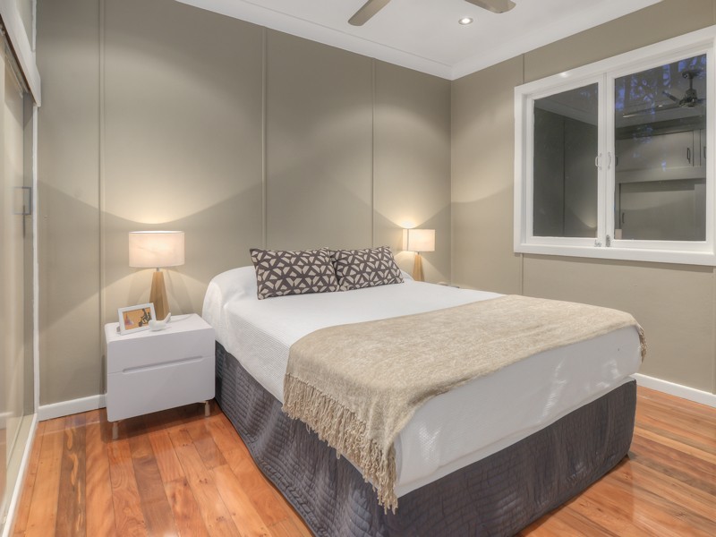 18 Glenhaven Street, Kedron QLD 4031