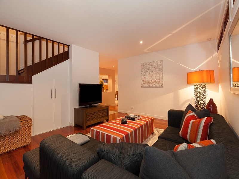 77 Vardon Street, Wilston QLD 4051