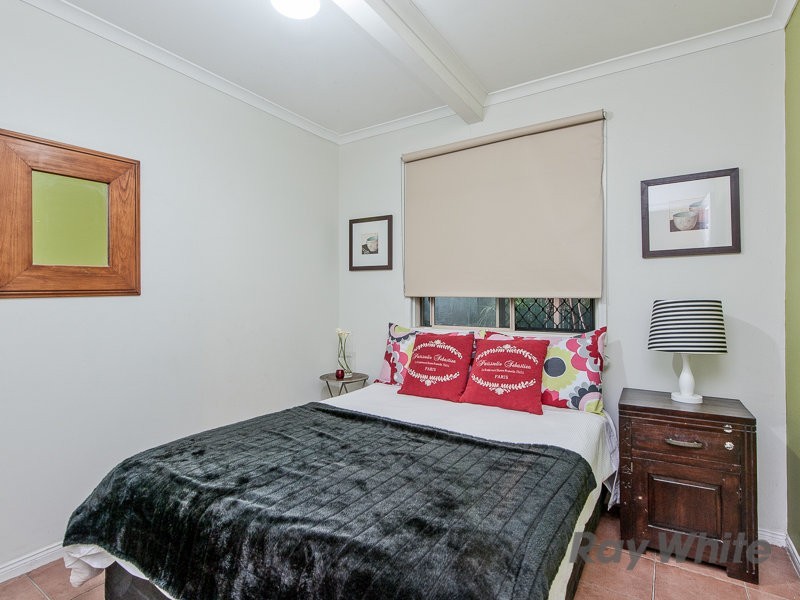 19 Larwill Avenue, Northgate QLD 4013