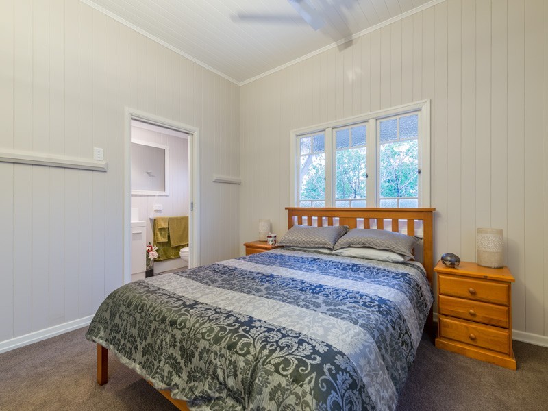 15 Wallin Street, Kedron QLD 4031