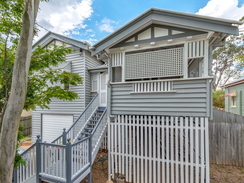 12 Grays Road, Gaythorne QLD 4051