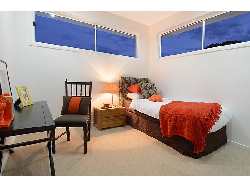 77 Clarke Street, Hendra QLD 4011