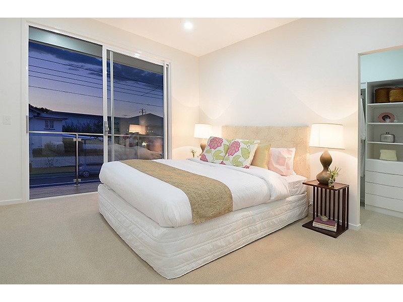 77 Clarke Street, Hendra QLD 4011