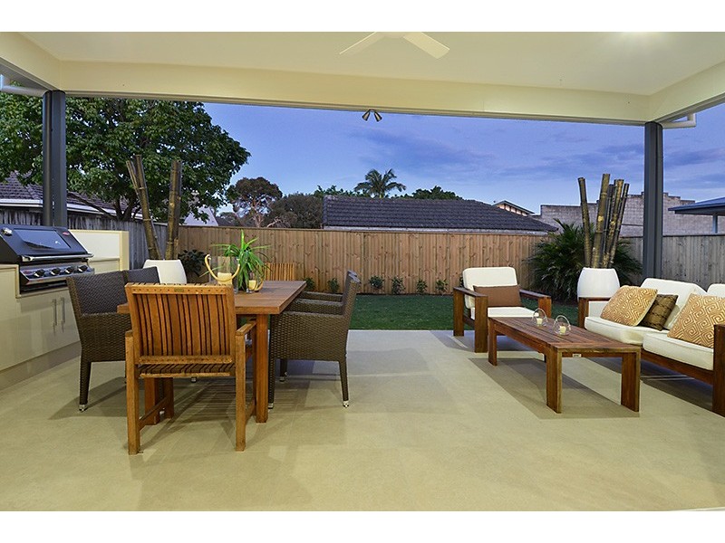 77 Clarke Street, Hendra QLD 4011