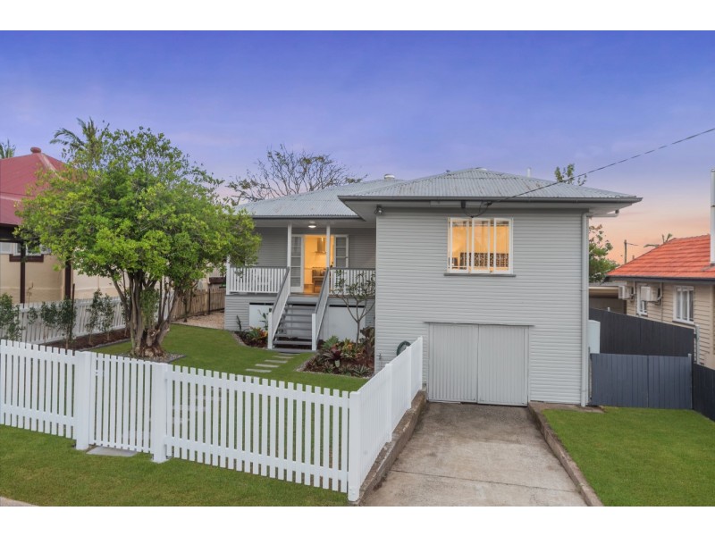 103 Main Avenue, Wavell Heights QLD 4012