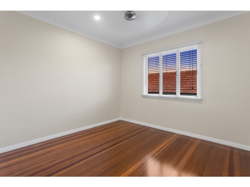 103 Main Avenue, Wavell Heights QLD 4012