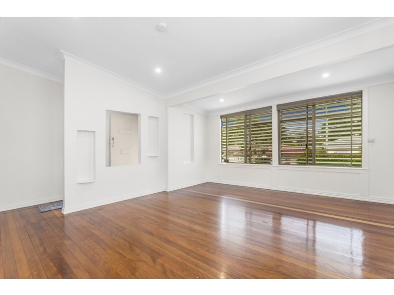 22 Lindale Street, Chermside West QLD 4032