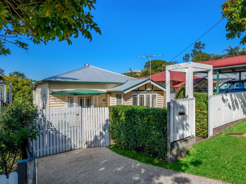 15 Graham Street, Windsor QLD 4030