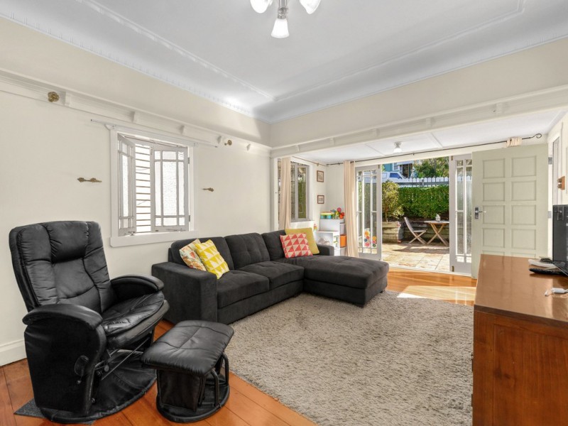 15 Graham Street, Windsor QLD 4030