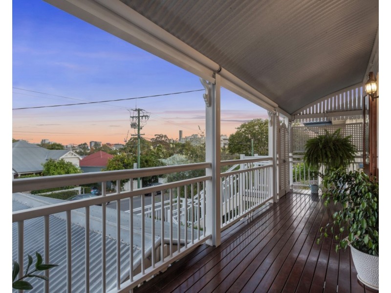 36 Swan Terrace, Windsor QLD 4030