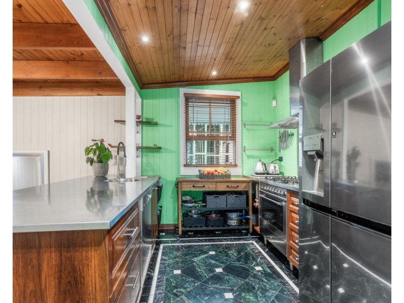 36 Swan Terrace, Windsor QLD 4030