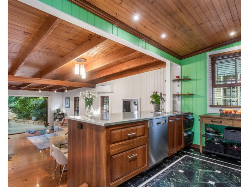 36 Swan Terrace, Windsor QLD 4030