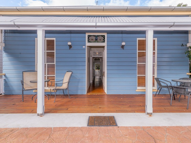 23 Lower Clifton Terrace, Red Hill QLD 4059