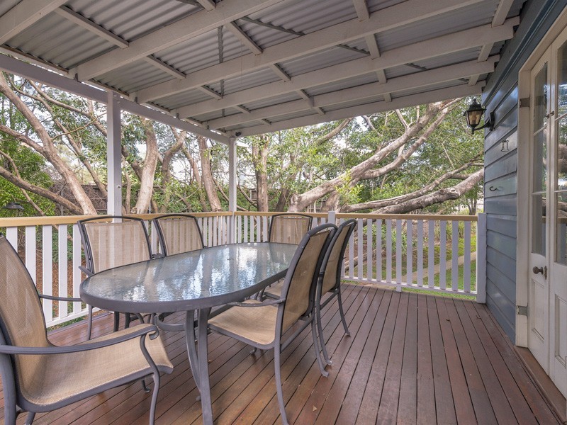 23 Lower Clifton Terrace, Red Hill QLD 4059