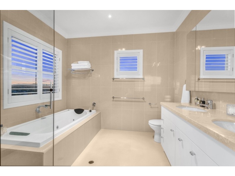 103 Fifth Avenue, Windsor QLD 4030